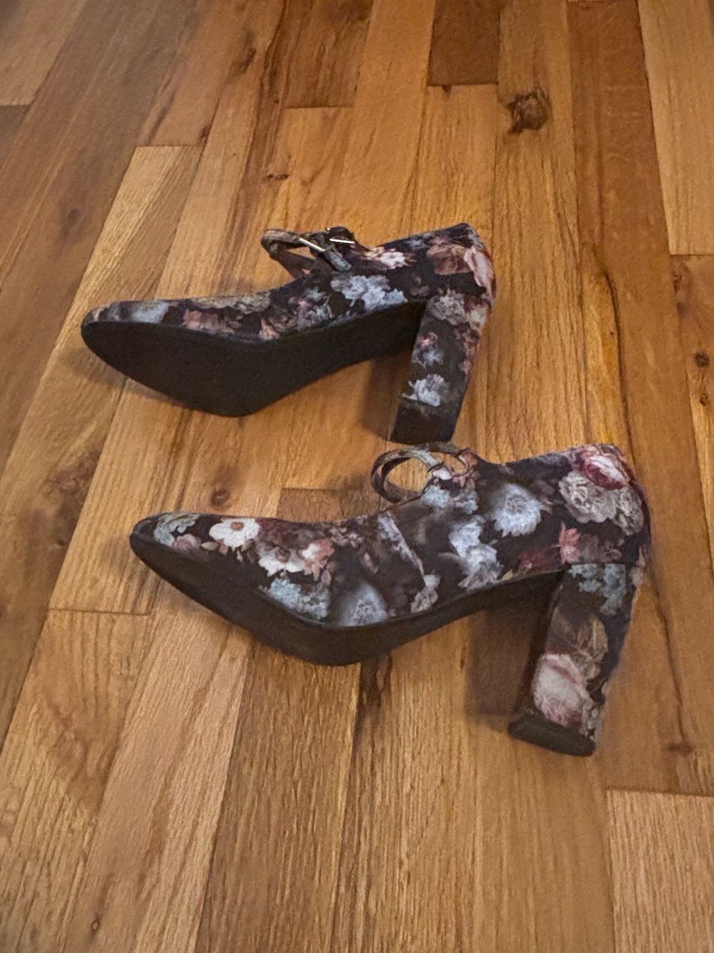 Floral Mary Jane Block Heel Pumps - Dark Floral